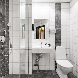 Compact King Room